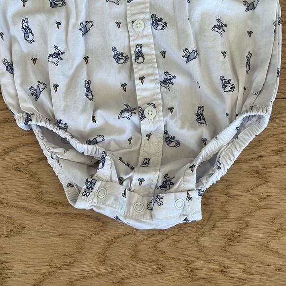 Peter Rabbit Onesie - Picture 3 of 4